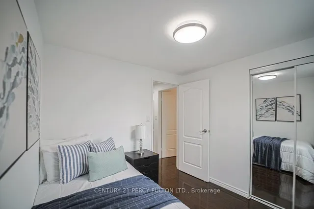 Additional property image - 74 Dunthorne Crt