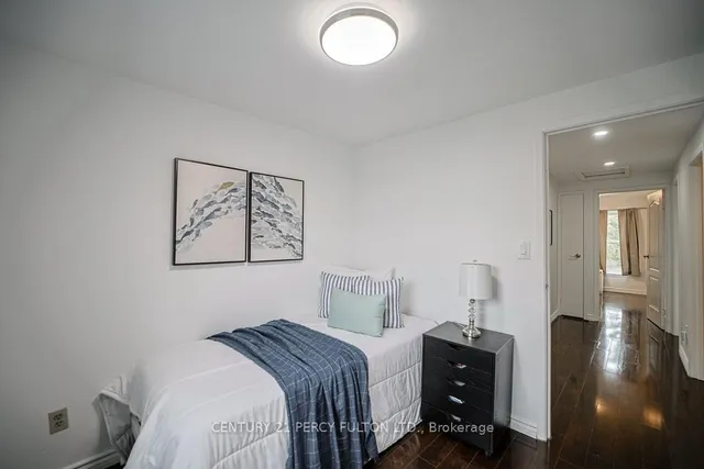 Additional property image - 74 Dunthorne Crt
