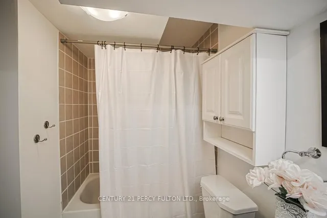 Additional property image - 74 Dunthorne Crt