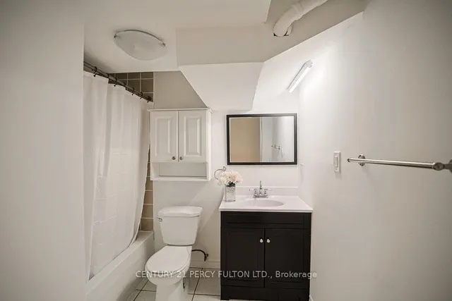 Additional property image - 74 Dunthorne Crt