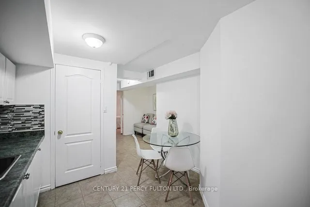 Additional property image - 74 Dunthorne Crt