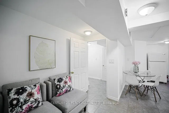 Additional property image - 74 Dunthorne Crt