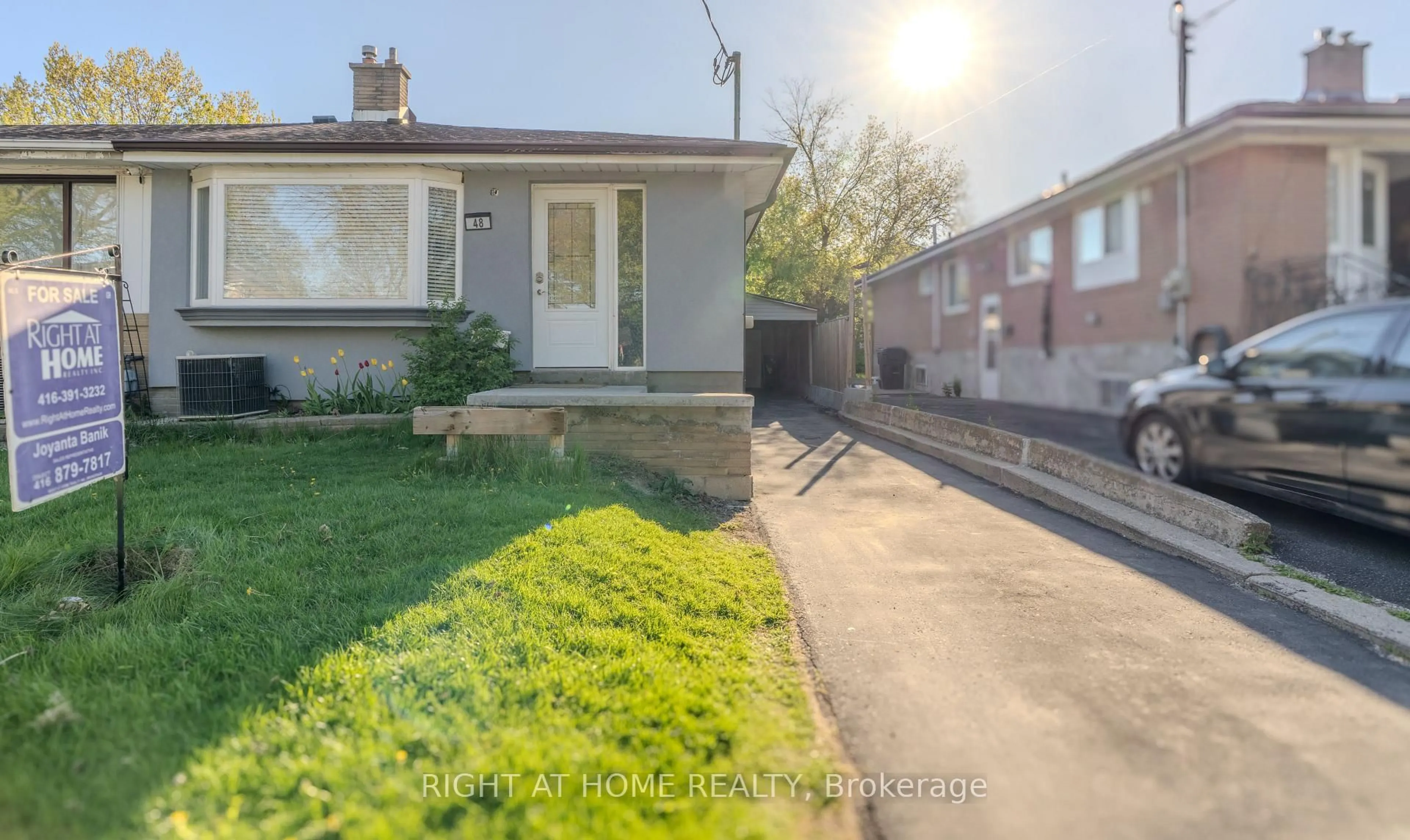 A pic from outside/outdoor area/front of a property/back of a property/a pic from drone, street for 48 Rushley Dr, Toronto Ontario M1P 3S5