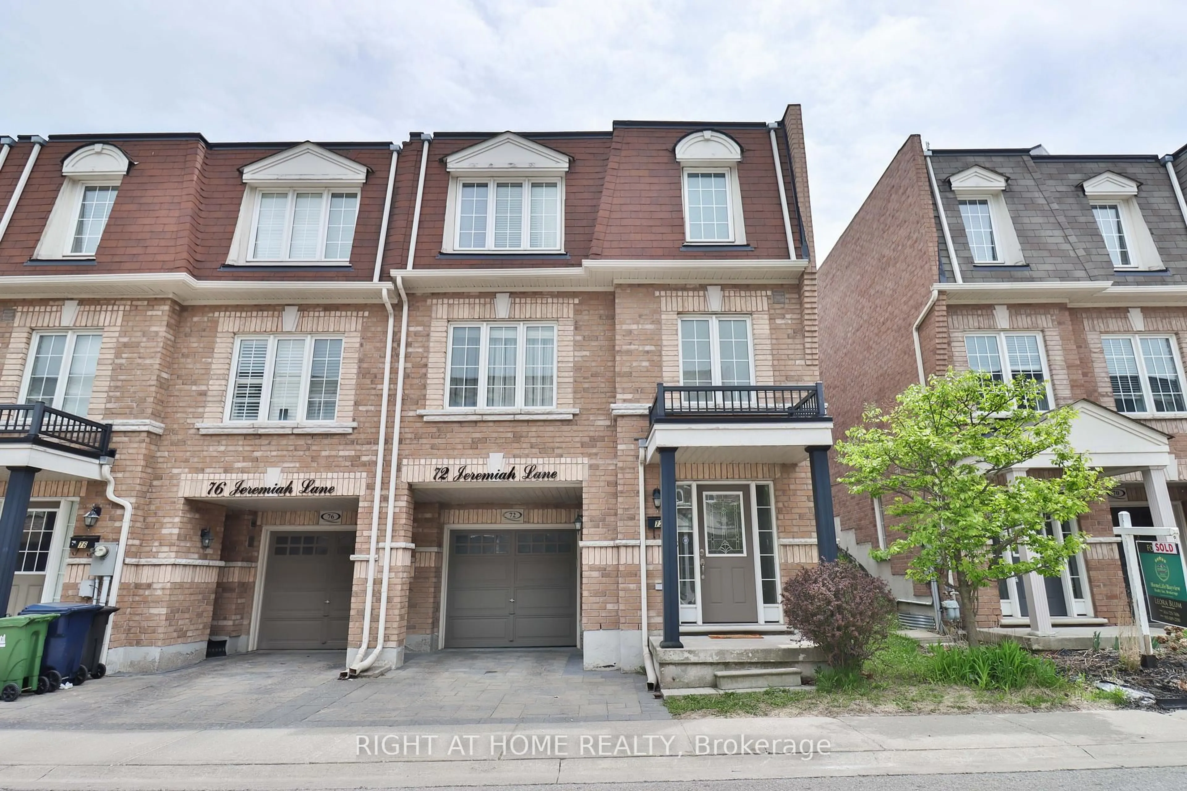 Home with brick exterior material, street for 72 Jeremiah Lane, Toronto Ontario M1J 0A4