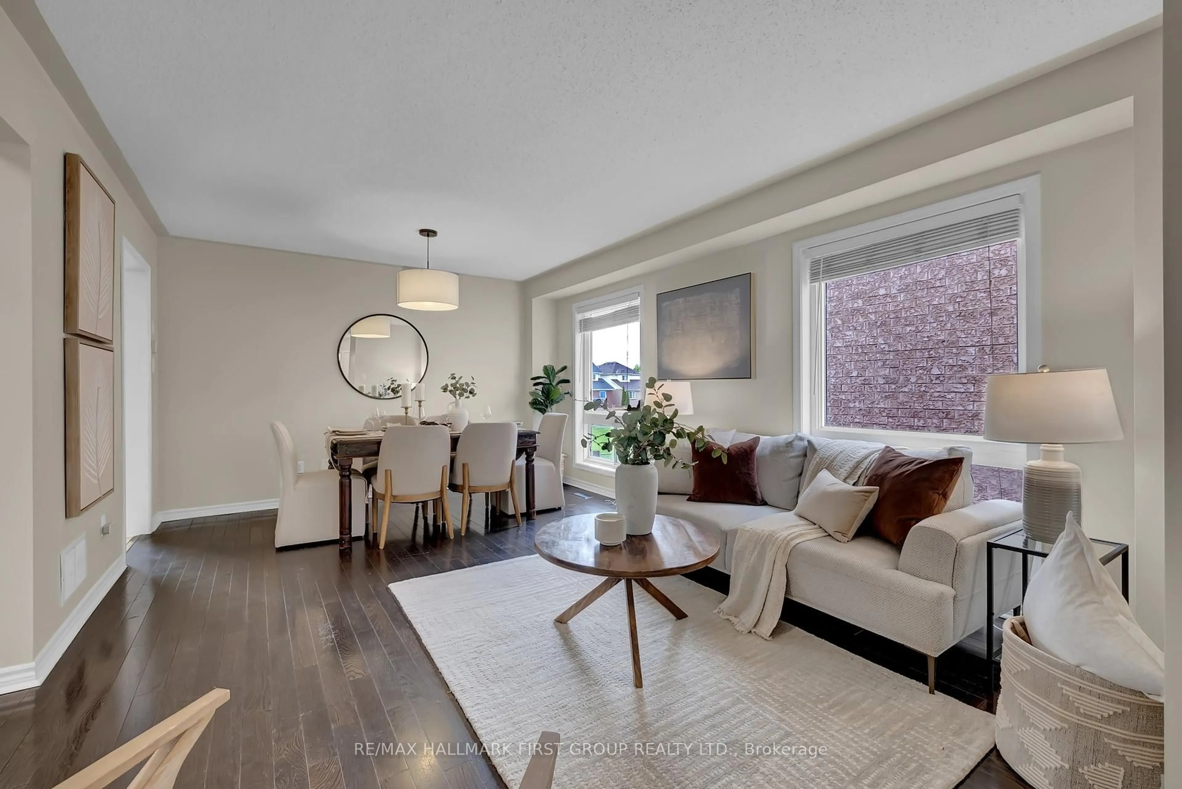 Living room with furniture, unknown for 1688 Whitestone Dr, Oshawa Ontario L1K 2K2