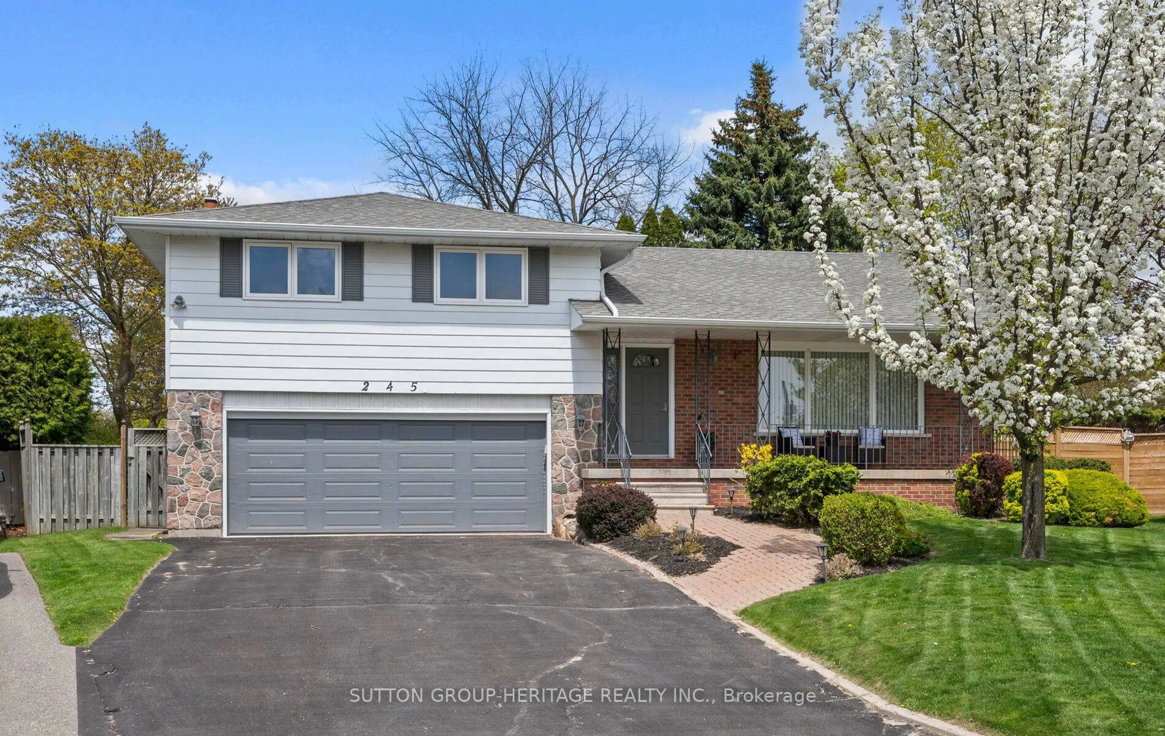 Home with vinyl exterior material, street for 245 Ascot Crt, Oshawa Ontario L1G 1W9