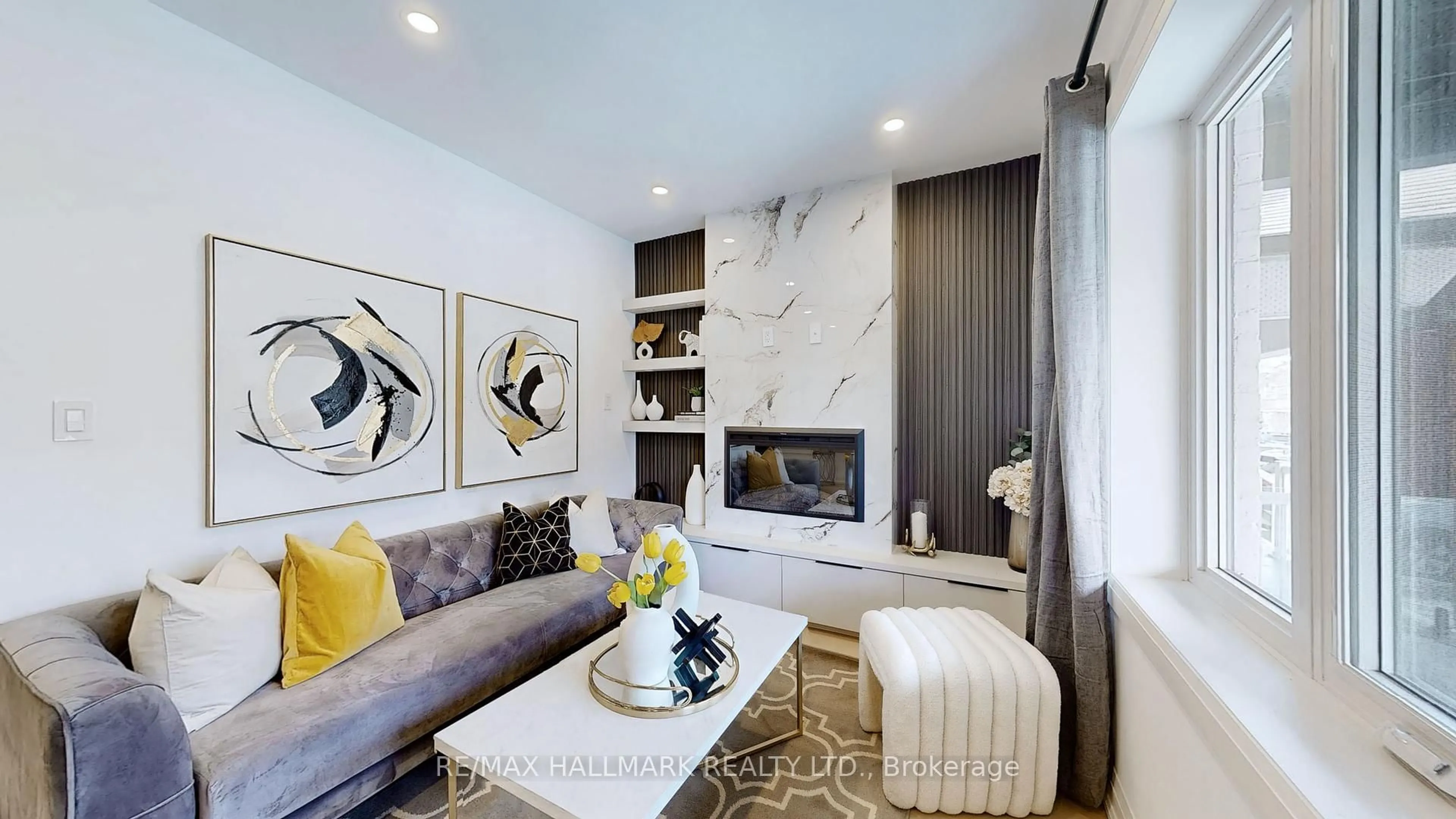 Living room with furniture, unknown for 85 Springdale Blvd, Toronto Ontario M4J 1W6