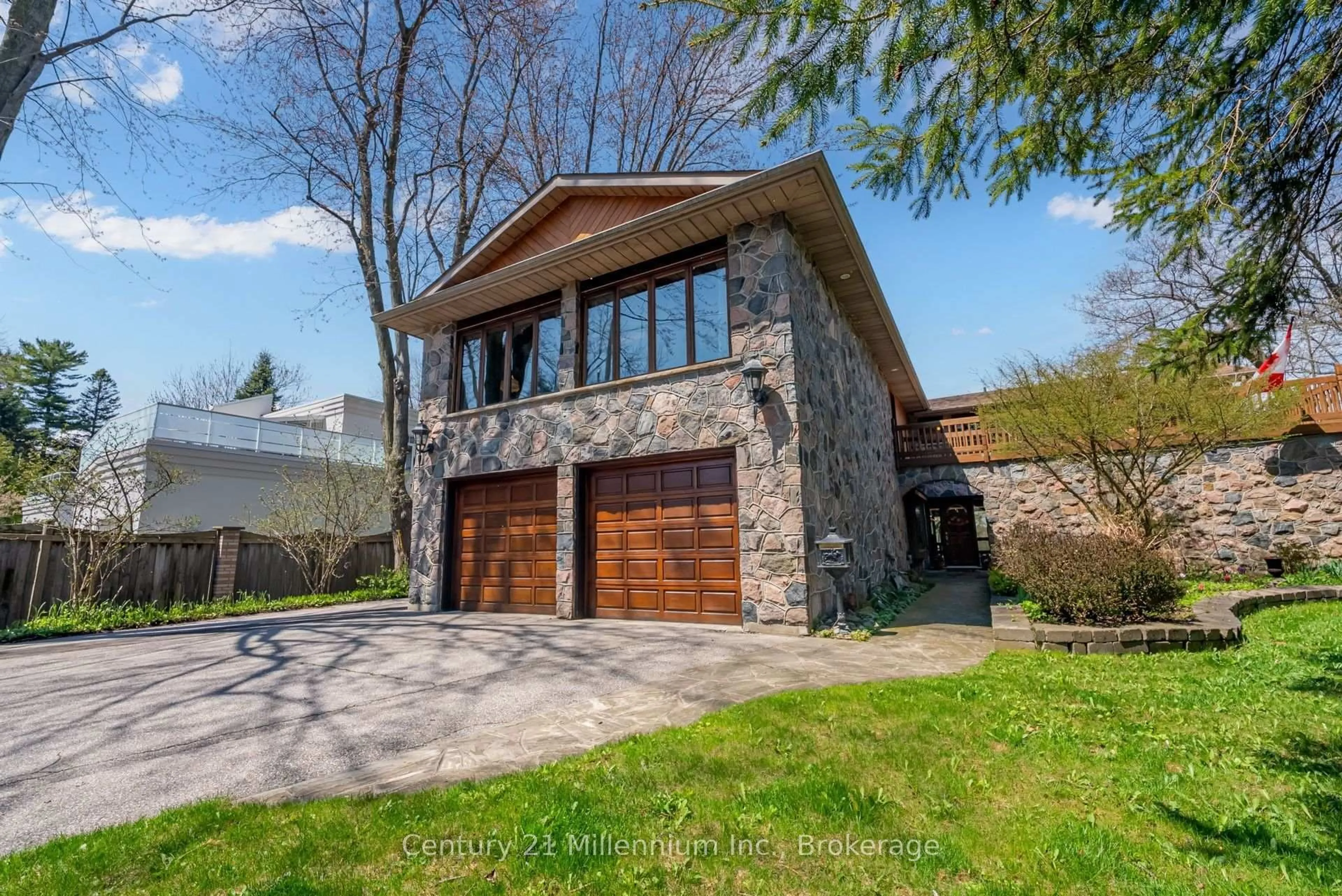 Home with brick exterior material, street for 300 Taylor Rd, Toronto Ontario M1C 2R6