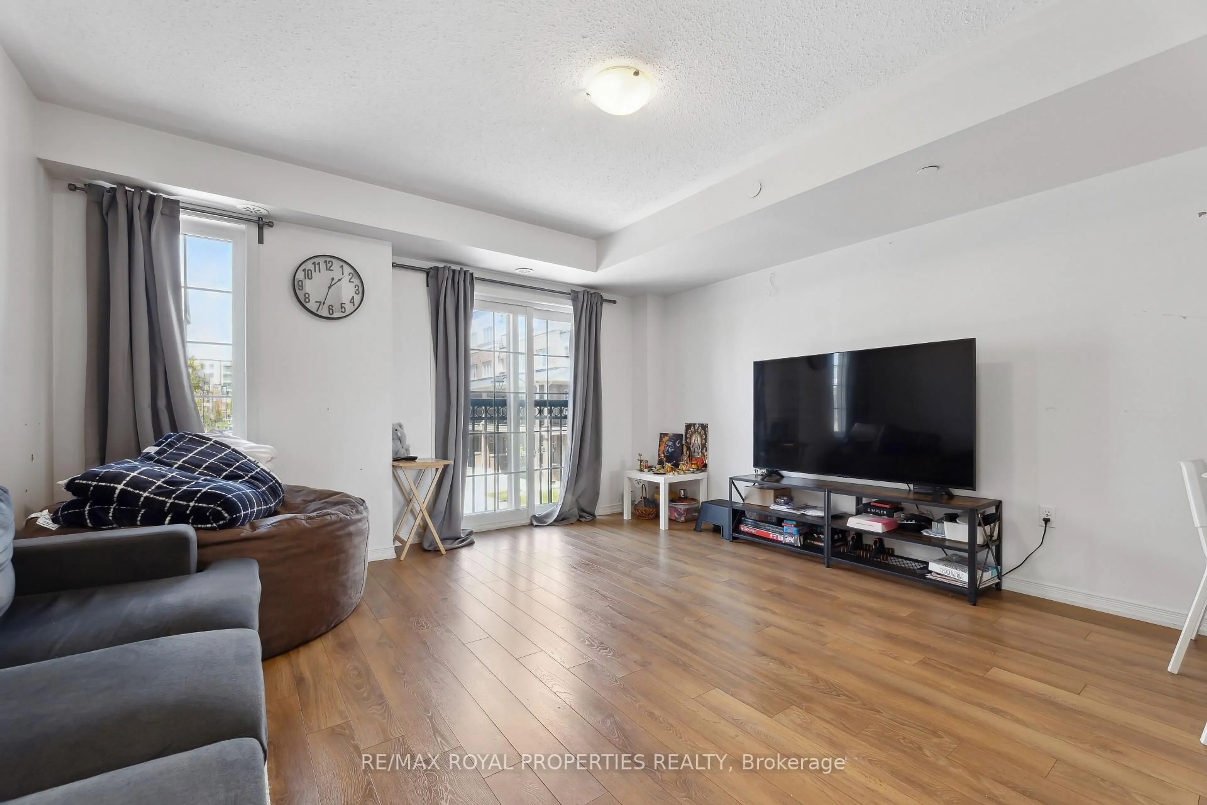 Living room with furniture, unknown for 25 Christabelle Path, Oshawa Ontario L1L 0L1