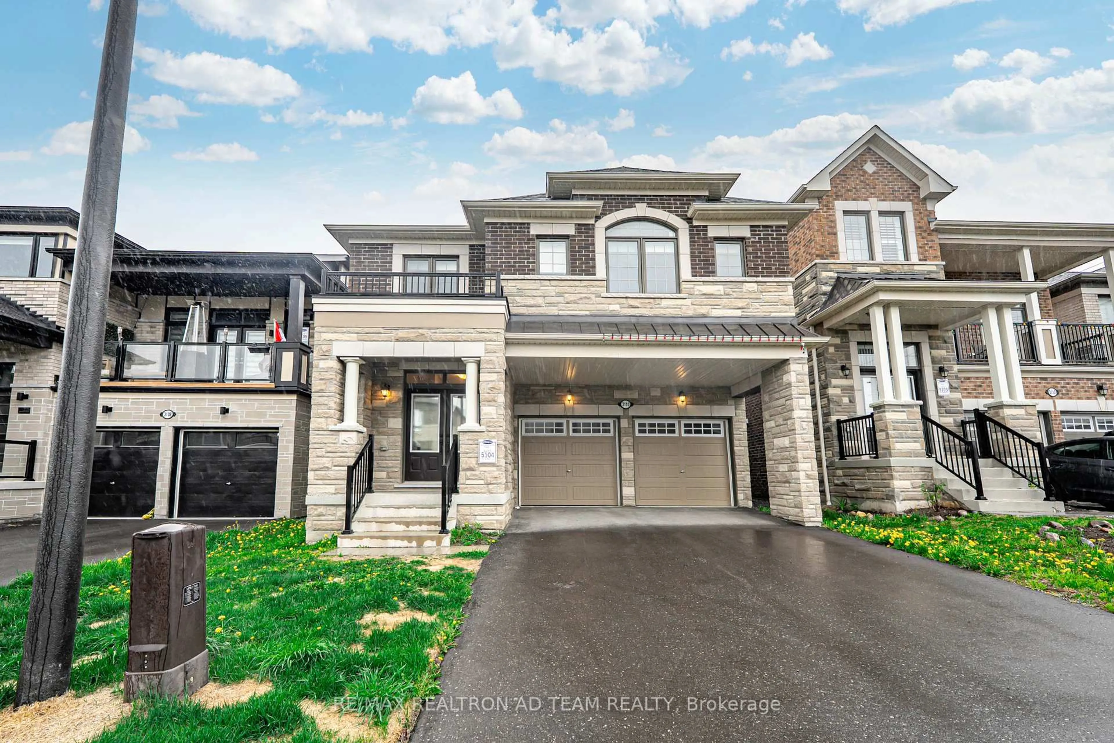 Home with brick exterior material, street for 3110 Willowridge Path, Pickering Ontario L1X 0N5