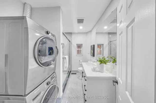 Additional property image - 769 Markham Rd