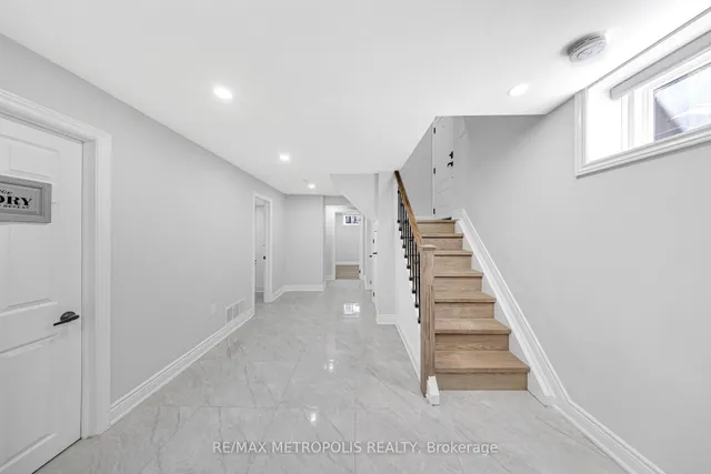 Additional property image - 769 Markham Rd