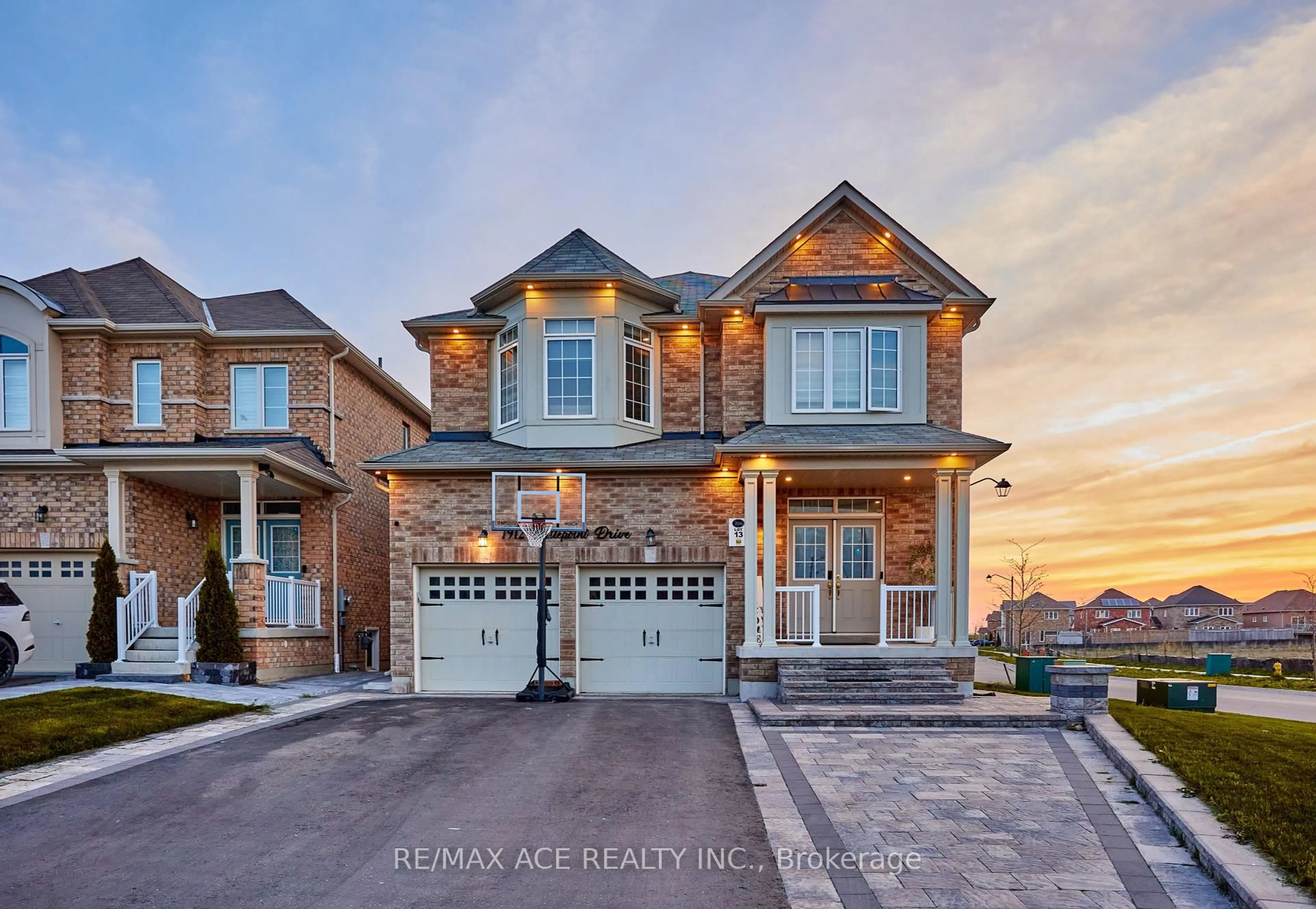 Home with brick exterior material, street for 1912 Castlepoint Dr, Oshawa Ontario L1K 0P2