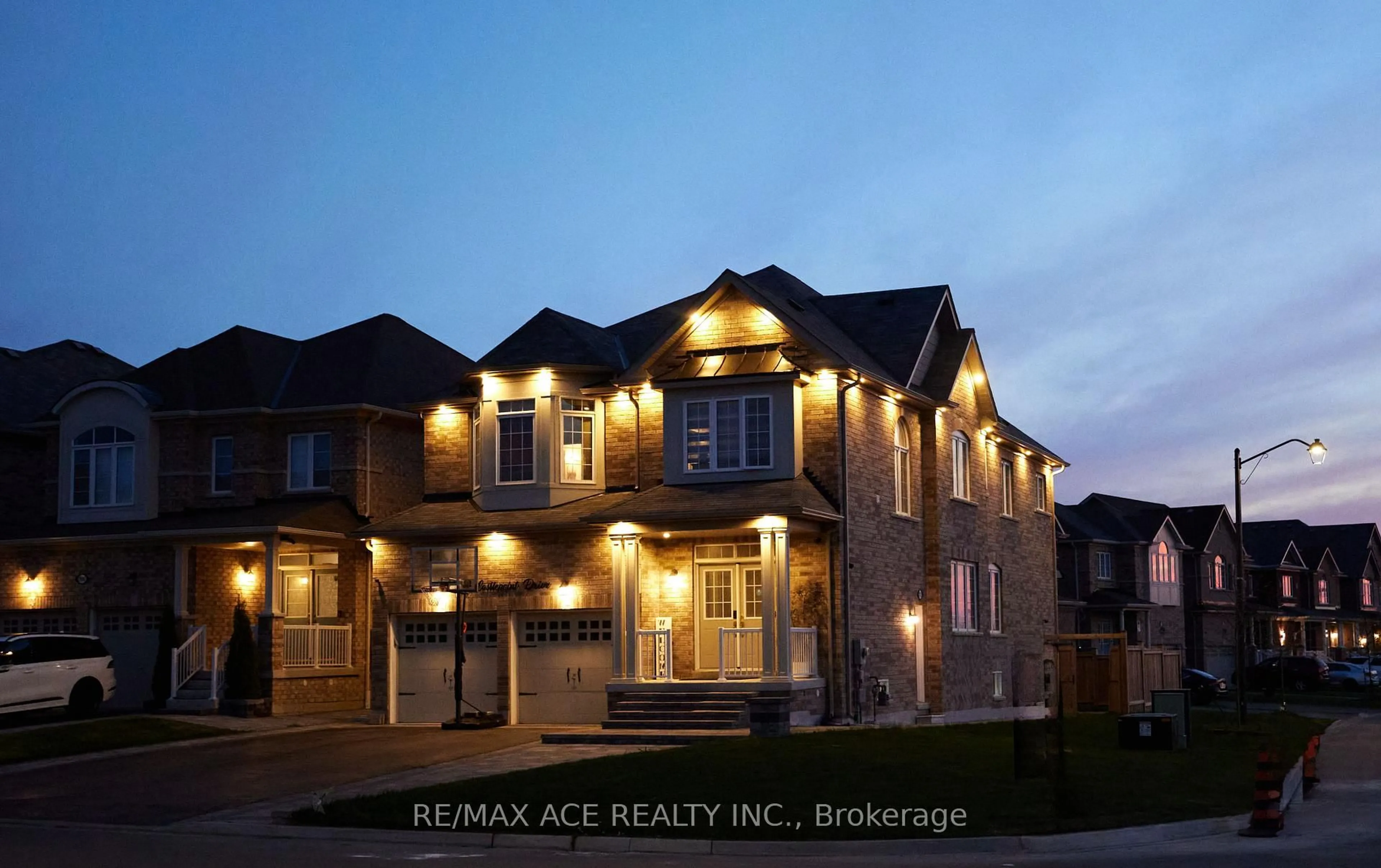 Home with brick exterior material, building for 1912 Castlepoint Dr, Oshawa Ontario L1K 0P2