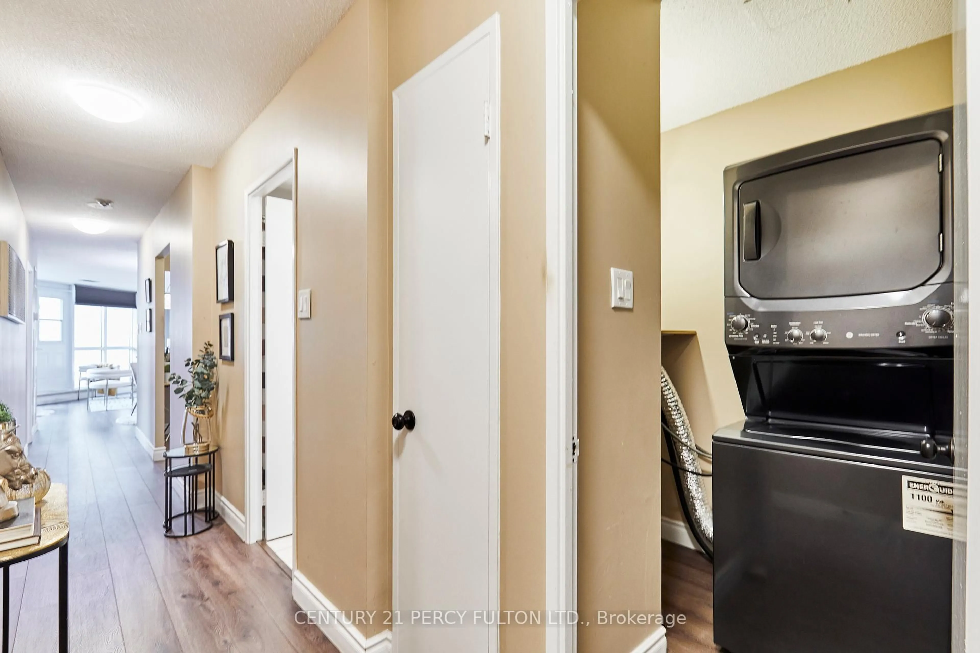 Indoor entryway for 2 Westney Rd #102, Ajax Ontario L1T 3H3