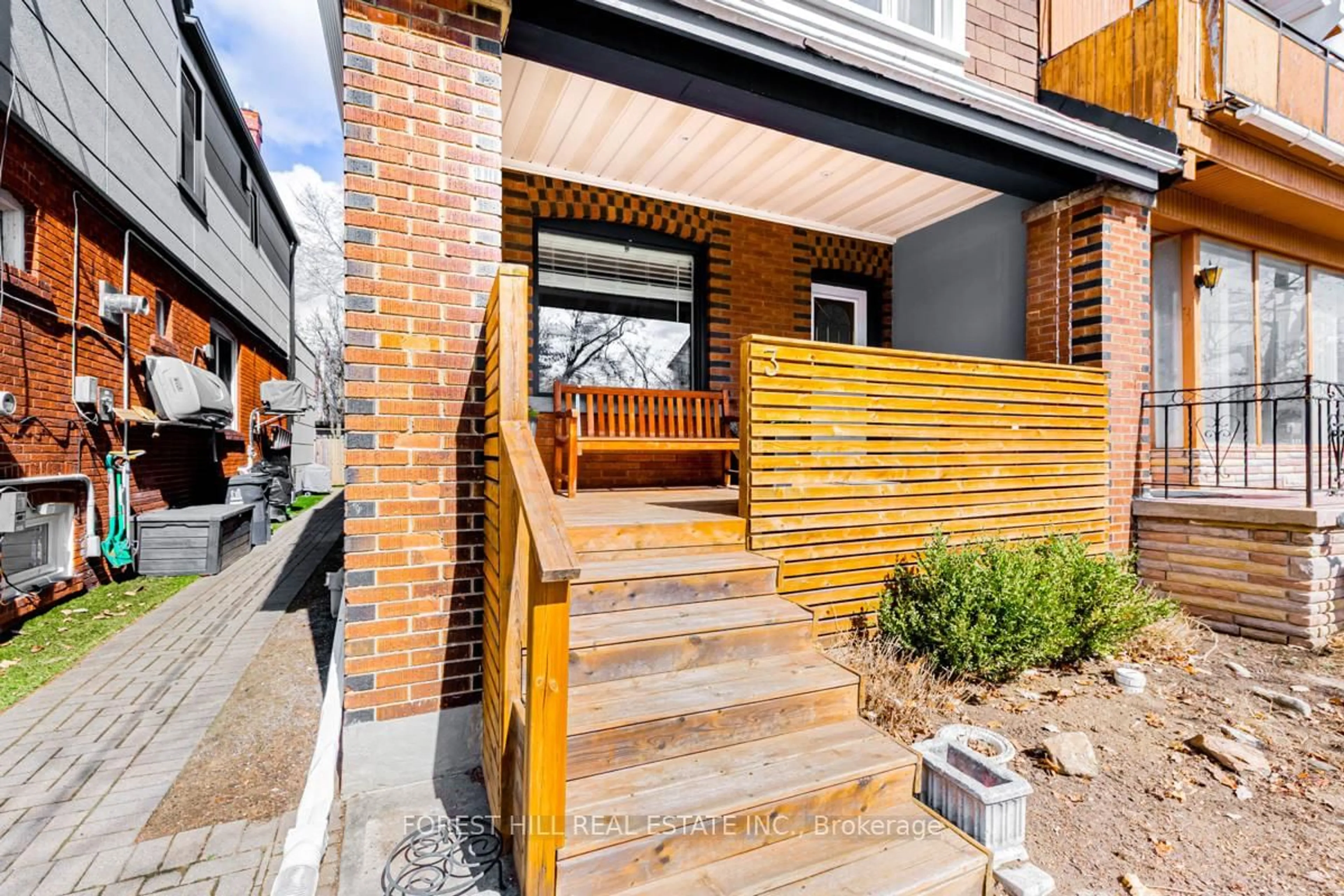 Home with brick exterior material, street for 3 Dilworth Cres, Toronto Ontario M4K 1Z5