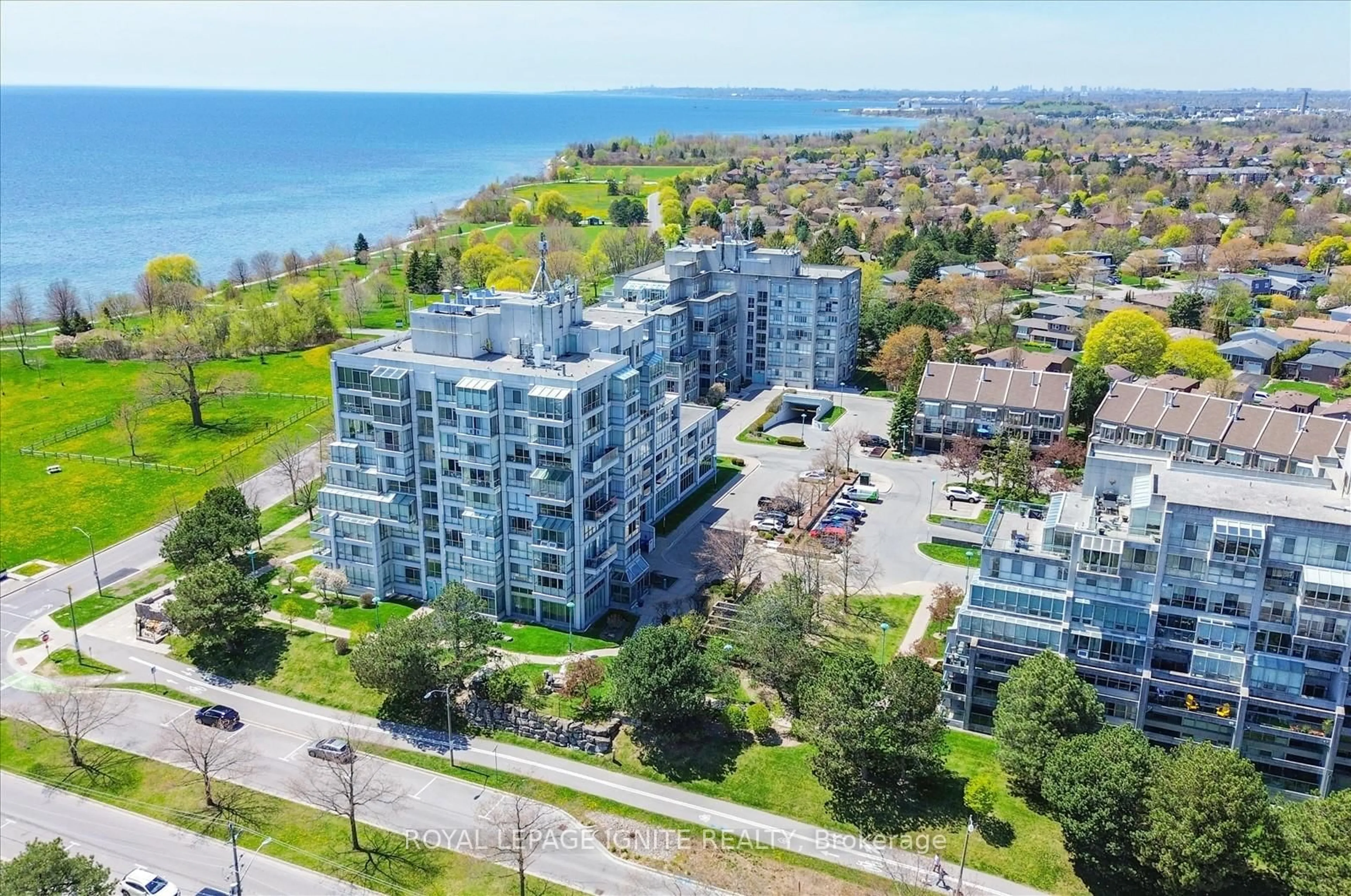 A pic from outside/outdoor area/front of a property/back of a property/a pic from drone, water/lake/river/ocean view for 45 Cumberland Lane #812, Ajax Ontario L1S 7K3