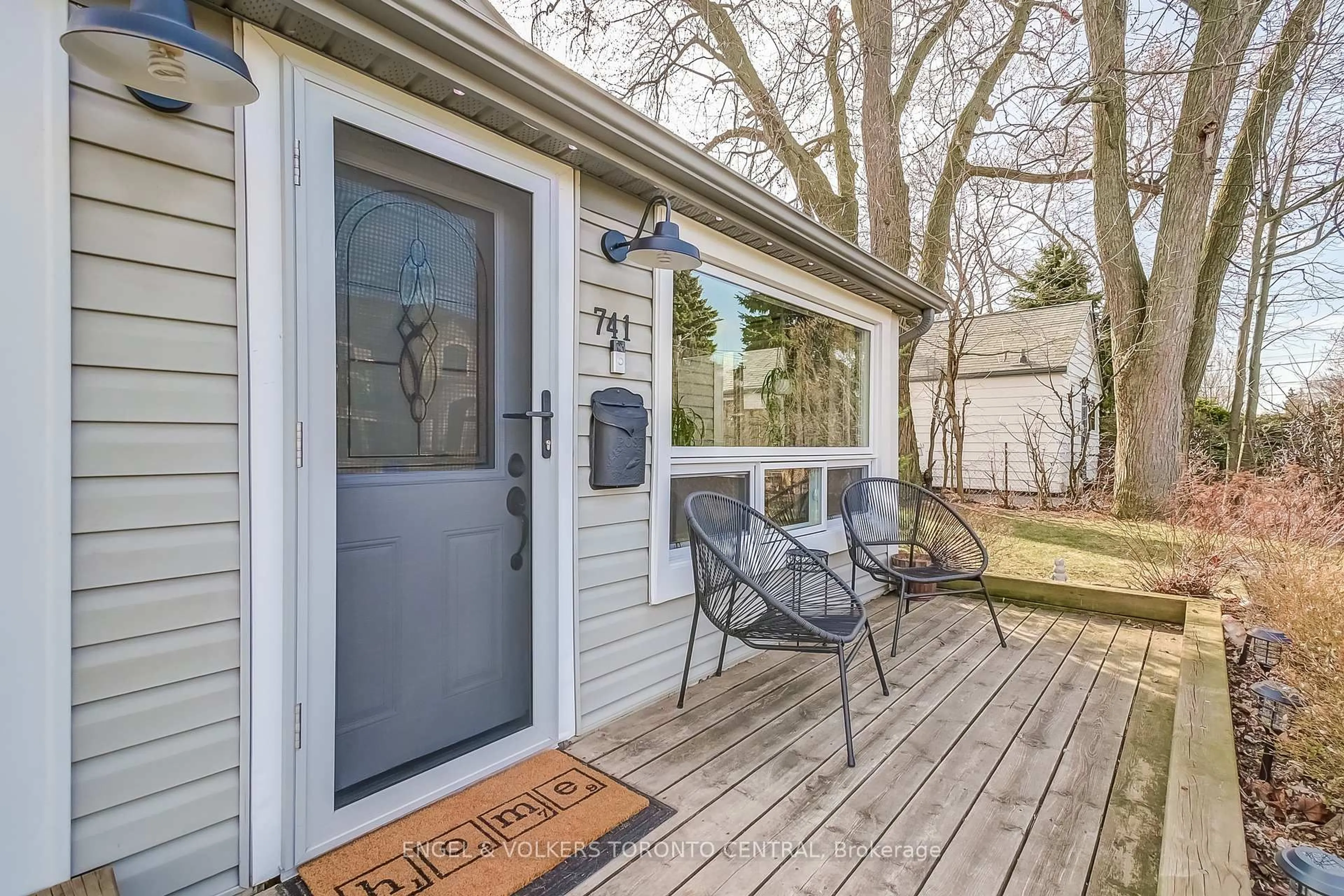 Unknown for 741 Marksbury Rd, Pickering Ontario L1W 2T5