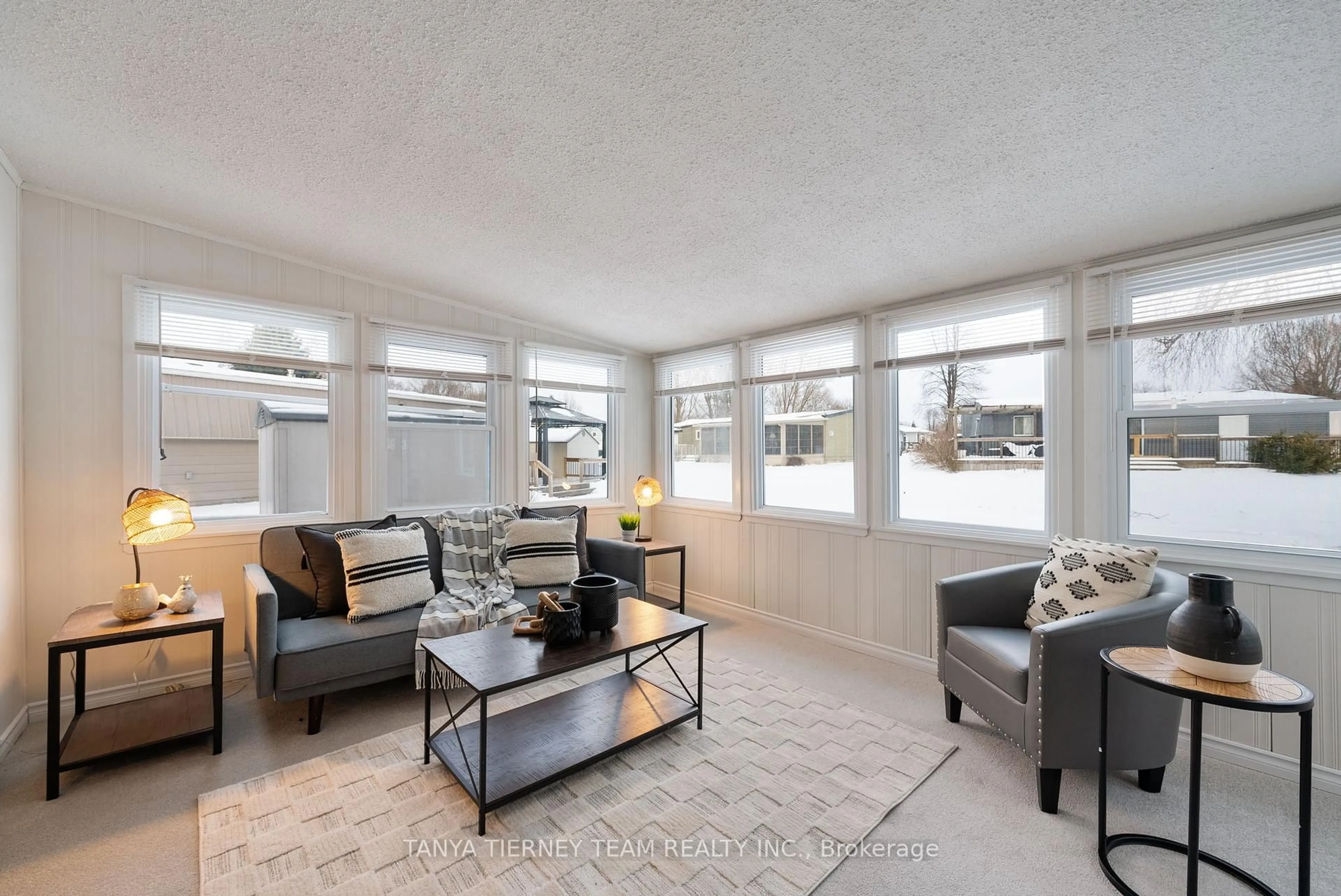 Living room with furniture, unknown for 6 The Cove Rd, Clarington Ontario L1B 1B9