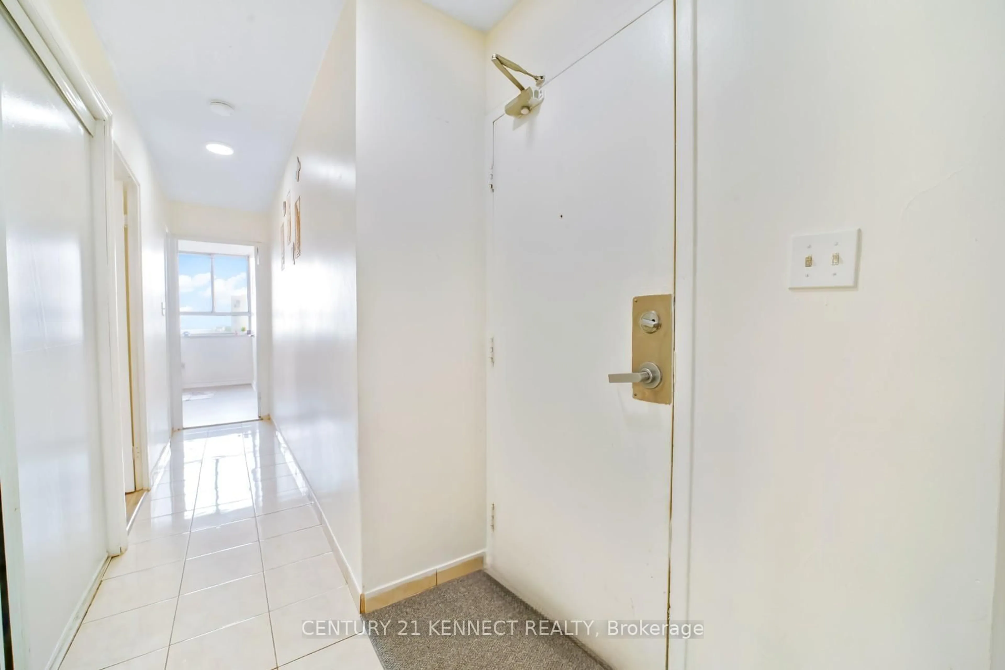 Indoor foyer for 1 Massey Sq #2901, Toronto Ontario M4C 5L4