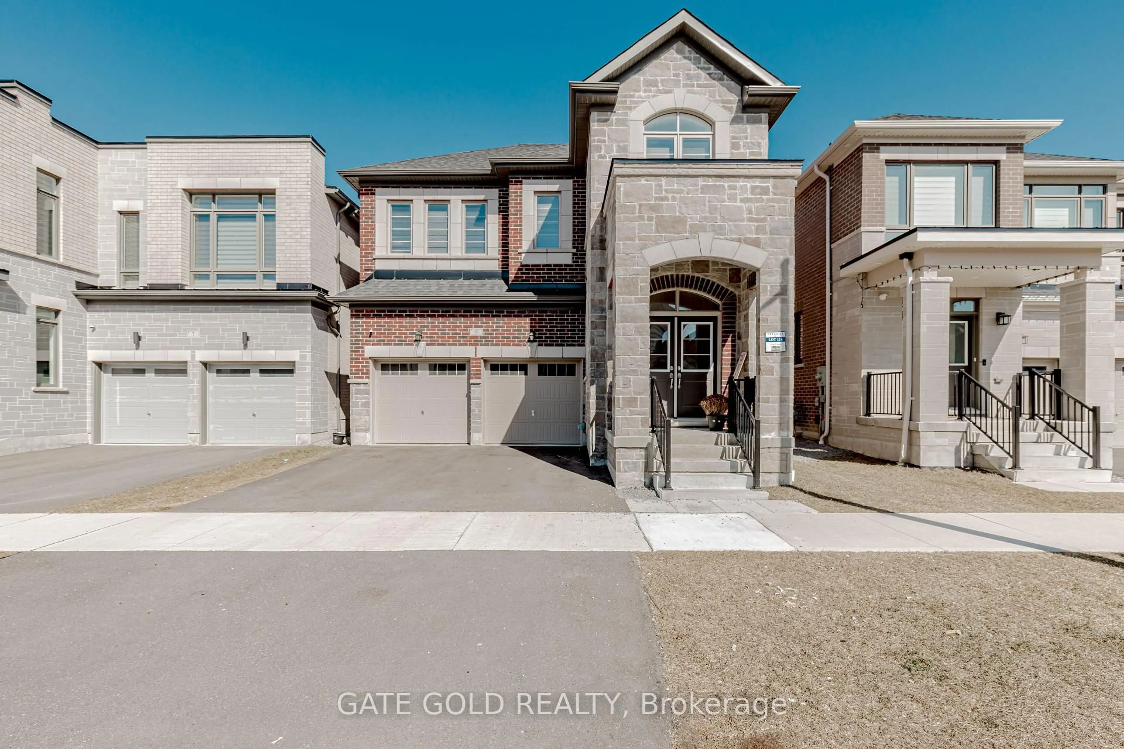 Home with brick exterior material, street for 9 Vickery St, Whitby Ontario L1P 0L1