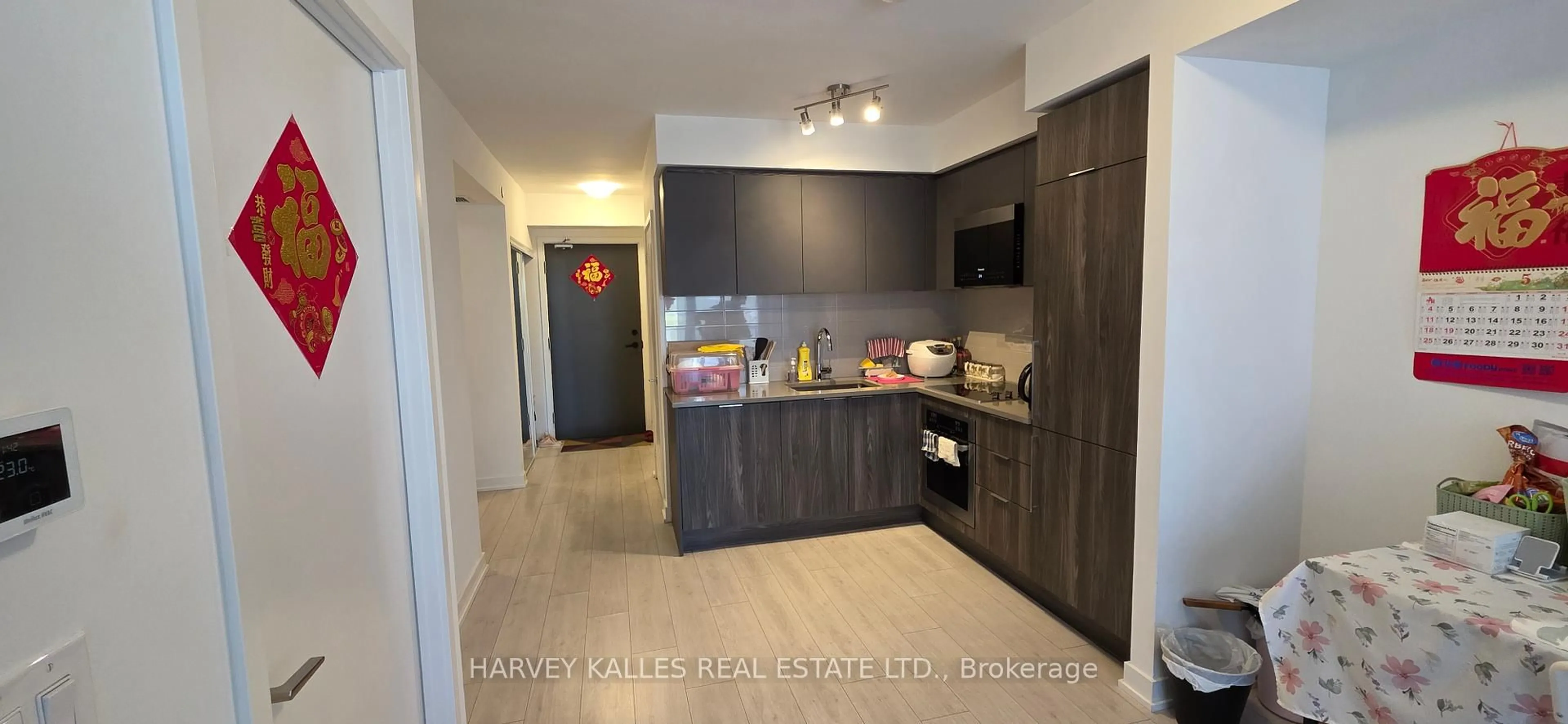 Standard kitchen, unknown for 2033 Kennedy Rd #519, Toronto Ontario M1T 0B9