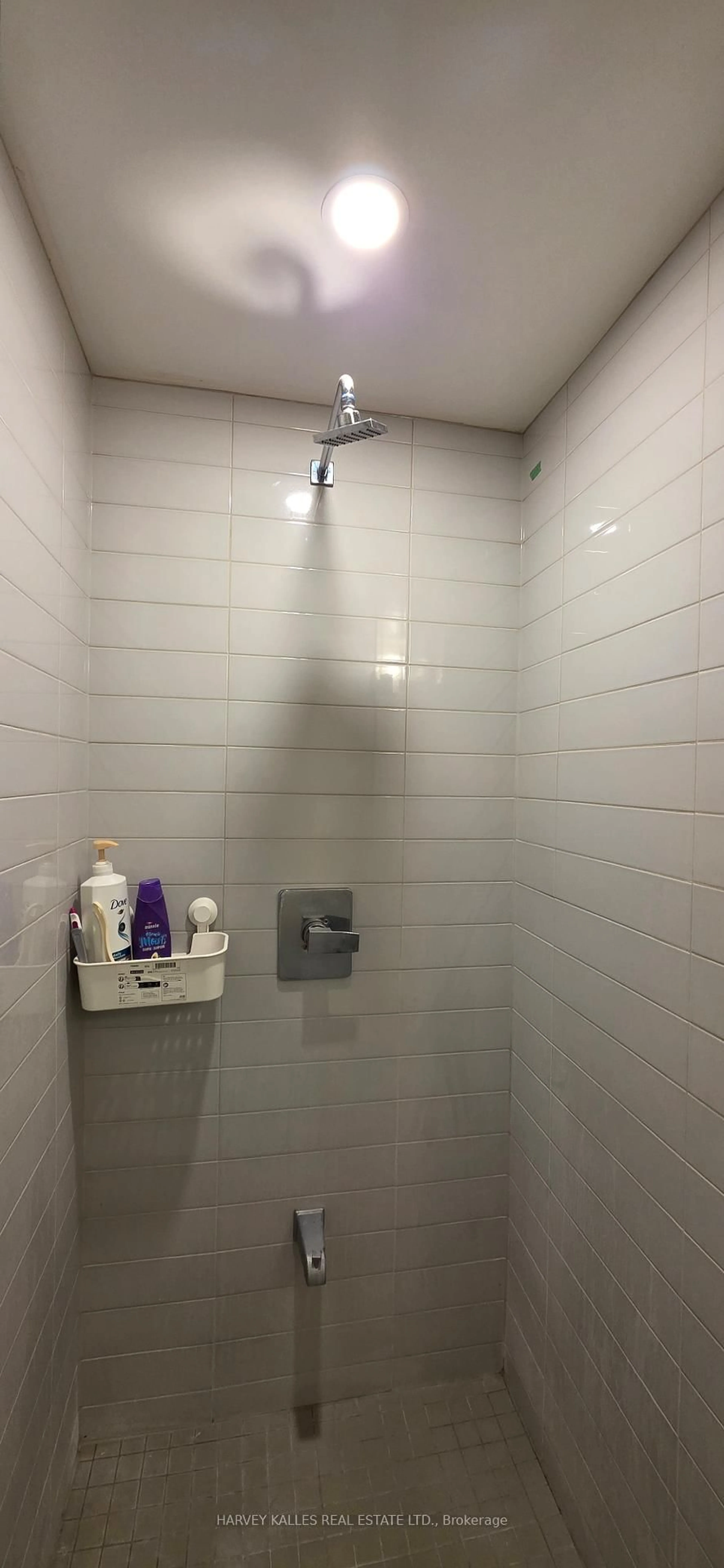 Standard bathroom, unknown for 2033 Kennedy Rd #519, Toronto Ontario M1T 0B9