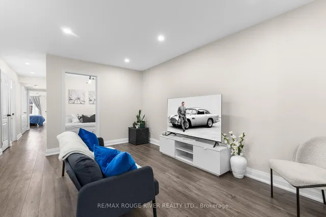 Additional property image - 25 Strangford Lane Unit 103