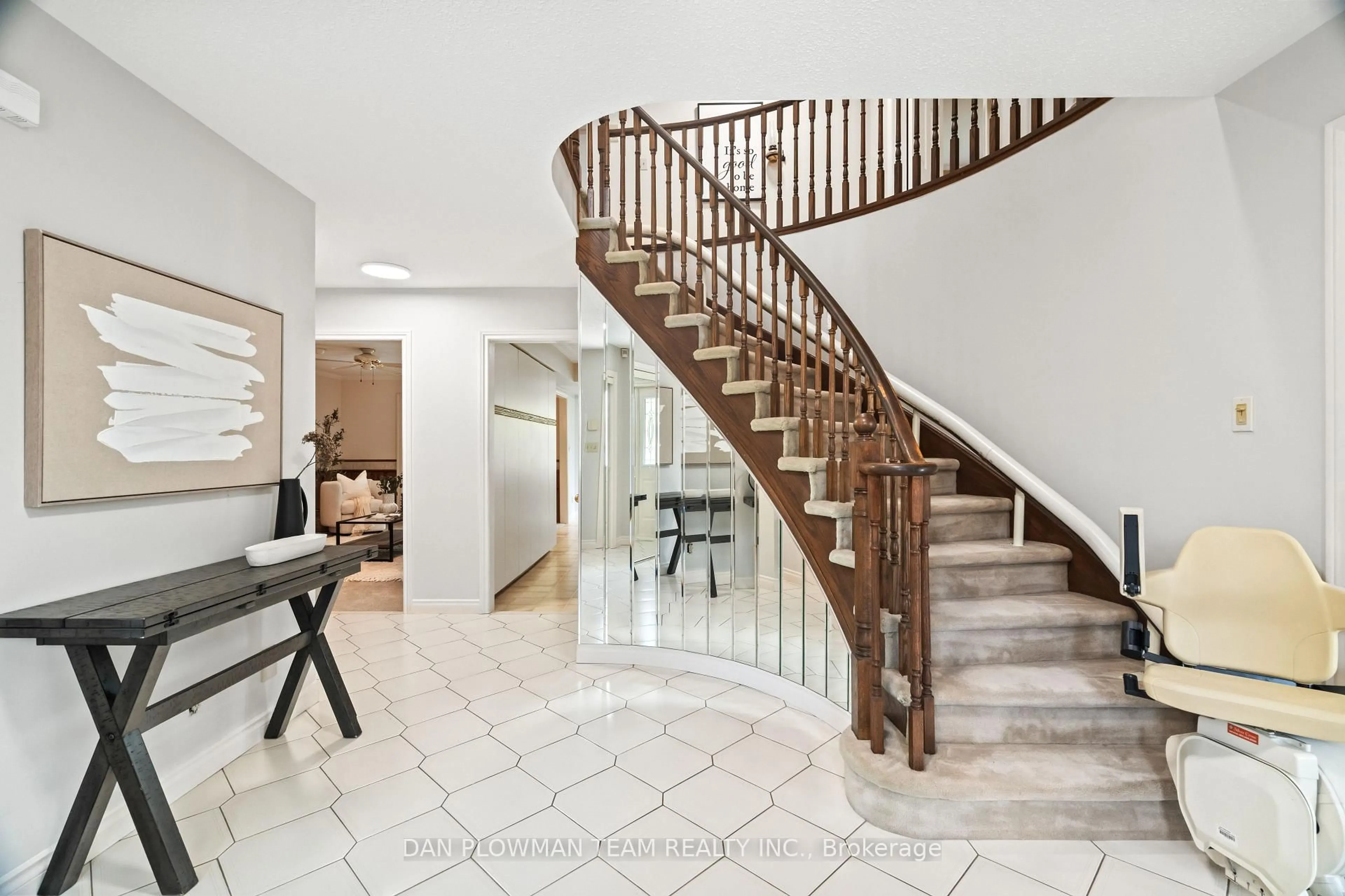 Unknown for 132 Samac Tr, Oshawa Ontario L1G 7V9