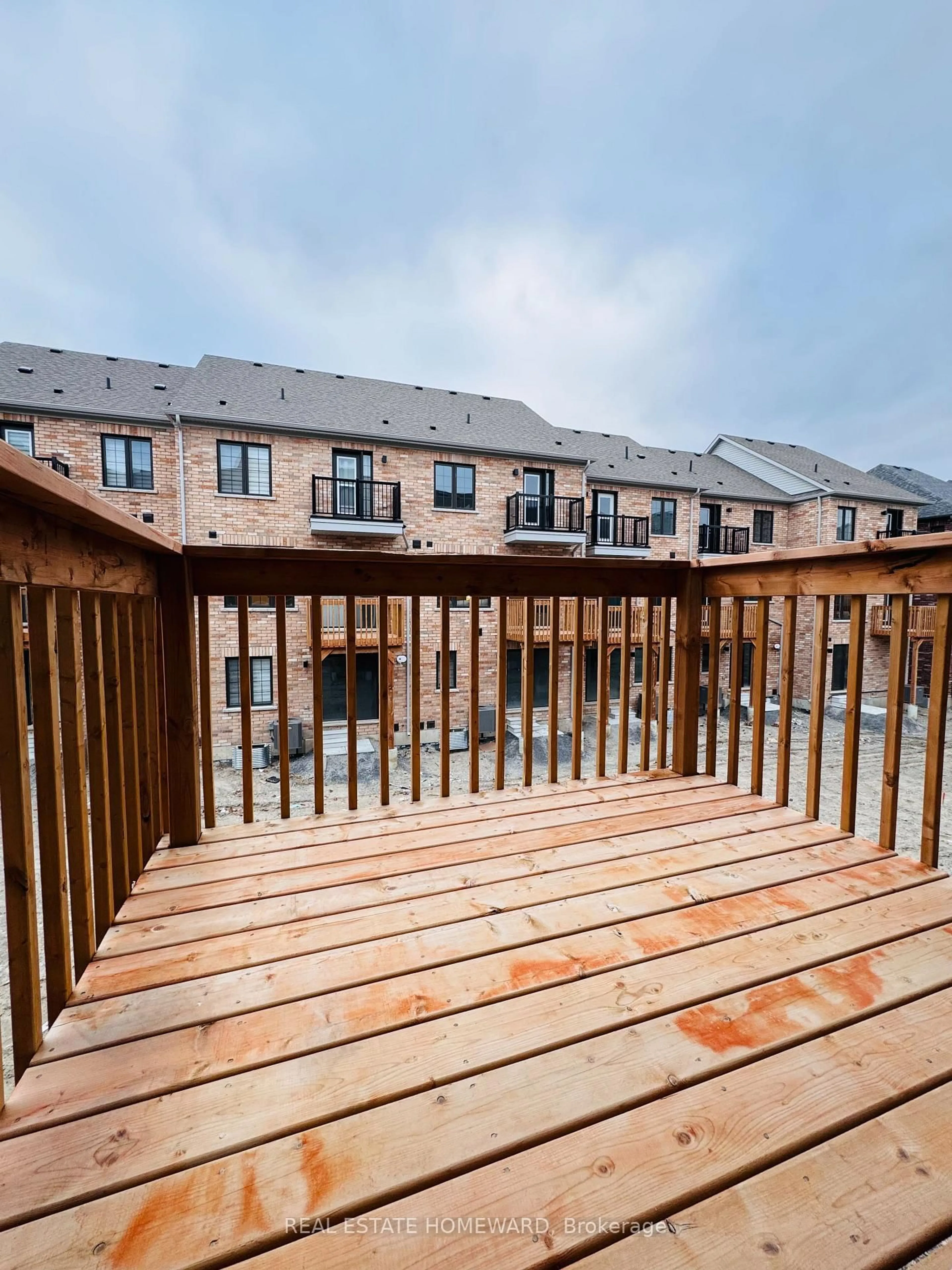 Patio, unknown for 8 Calloway Way, Whitby Ontario L1N 0N9