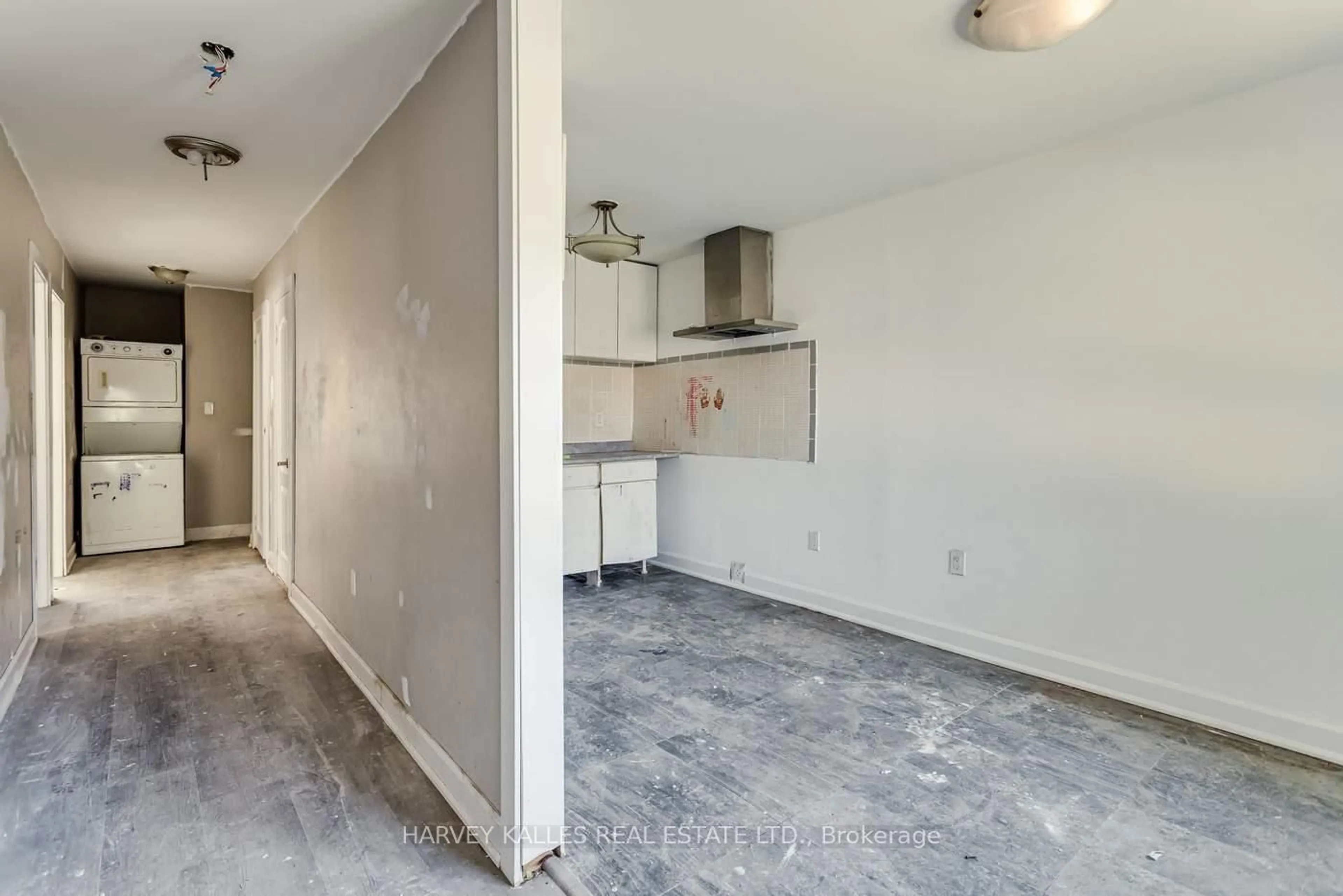A pic of a room for 123 Galloway Rd, Toronto Ontario M1E 1W9