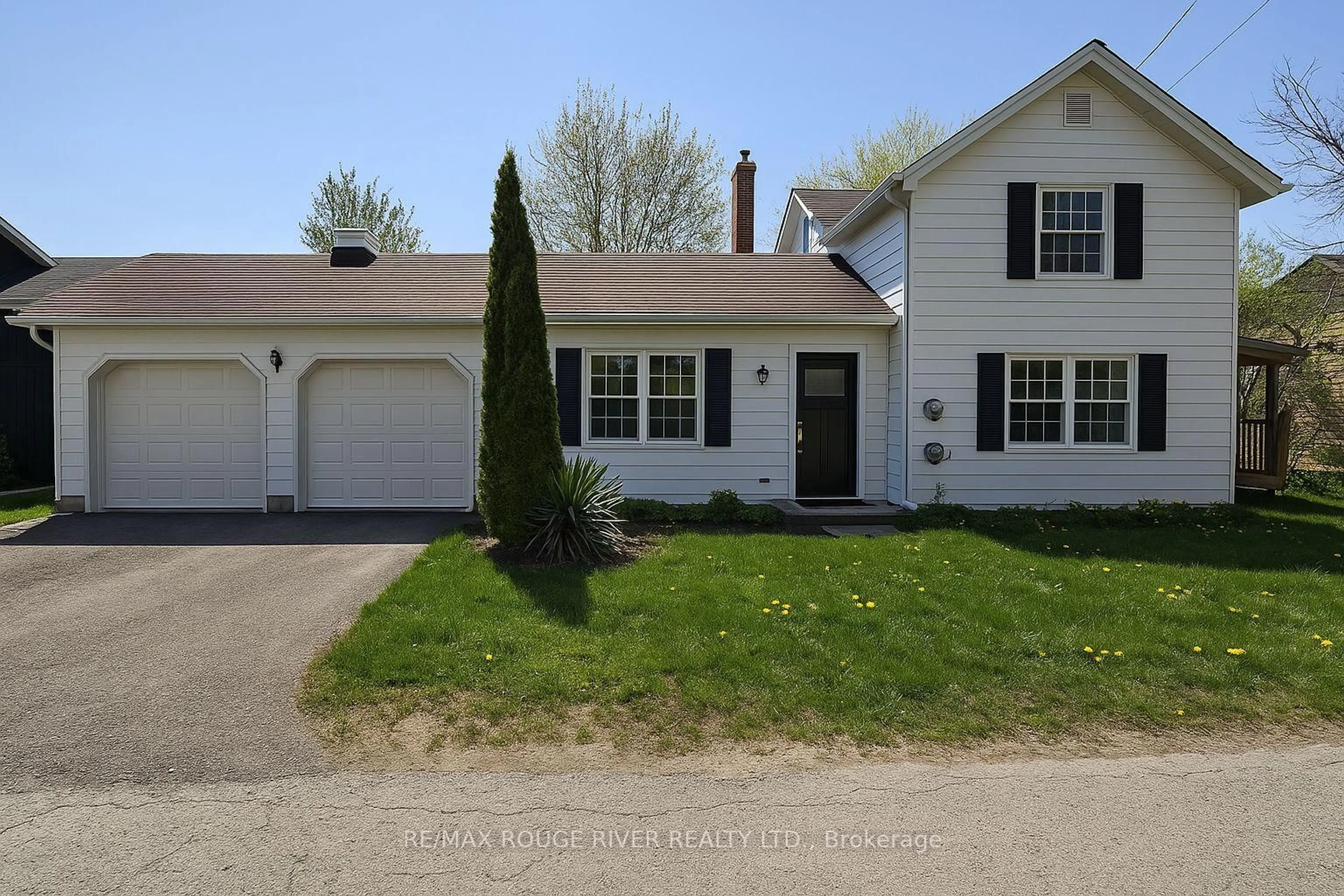 Home with vinyl exterior material, street for 9070 Ashburn Rd, Whitby Ontario L0B 1A0