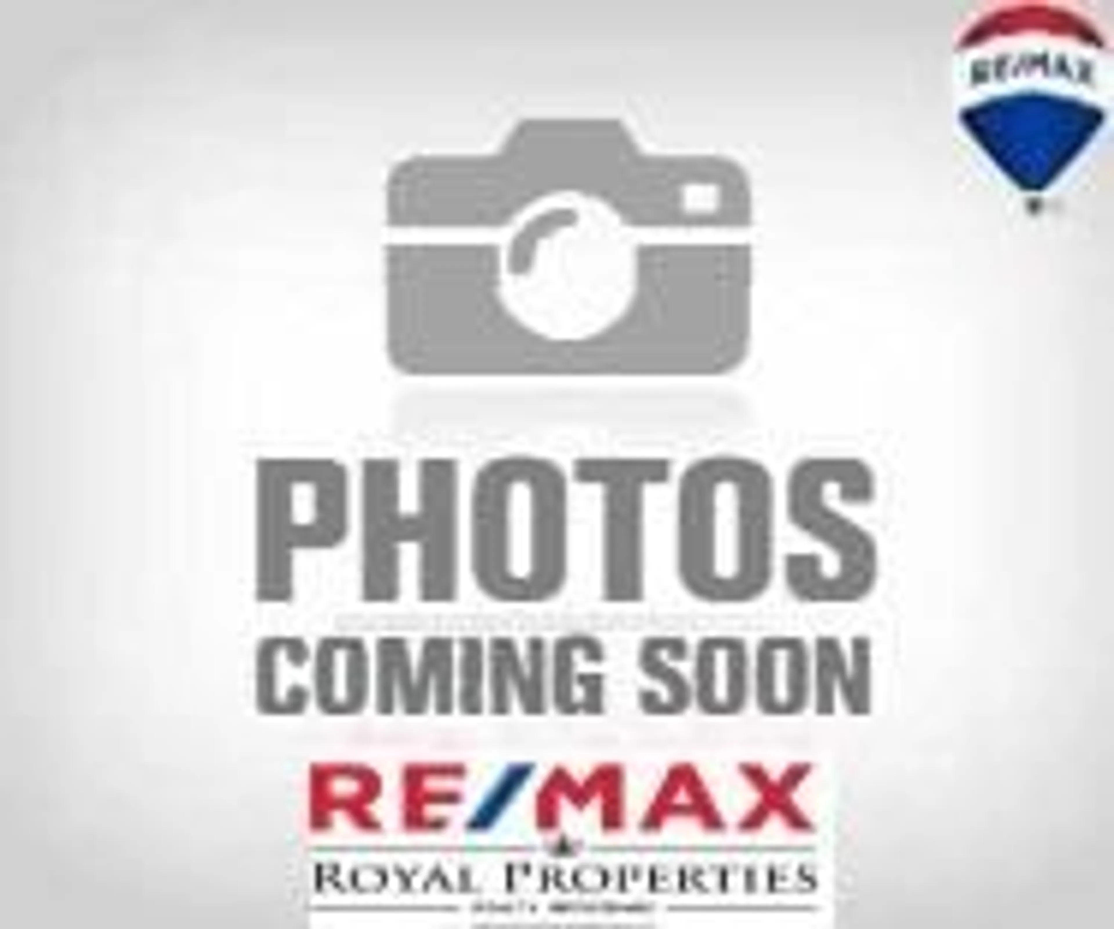 A pic from outside/outdoor area/front of a property/back of a property/a pic from drone, unknown for 3038 Hollyberry Tr, Pickering Ontario L1X 0N5