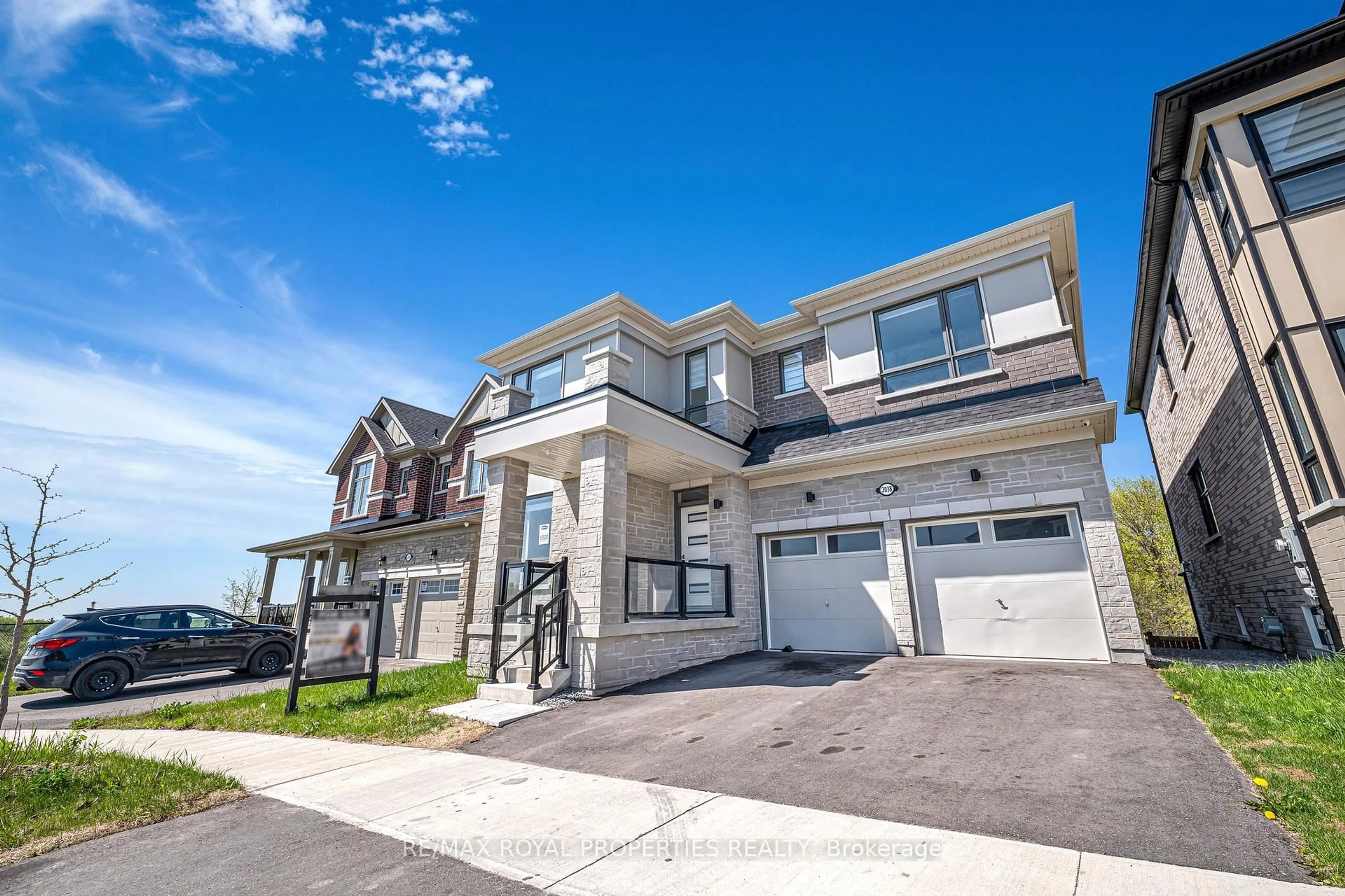 Home with vinyl exterior material, street for 3038 Hollyberry Tr, Pickering Ontario L1X 0N5