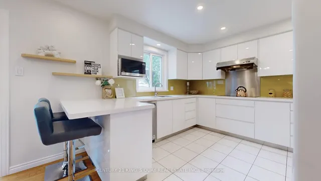 Additional property image - 65 Oakhaven Dr