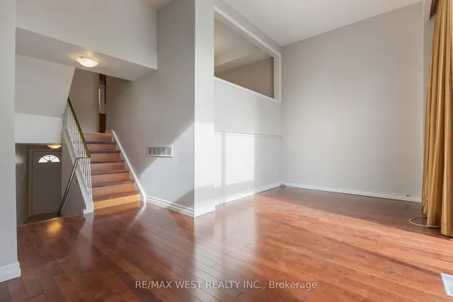 Additional property image - 290 Sprucewood Crt Unit 45
