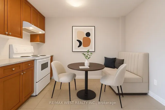 Additional property image - 290 Sprucewood Crt Unit 45