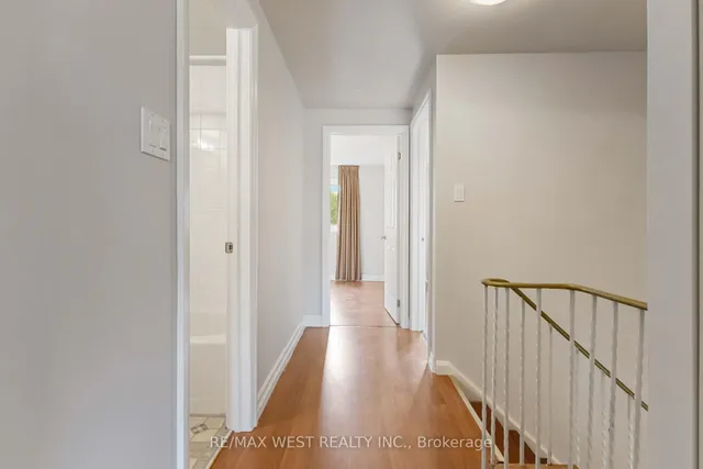 Additional property image - 290 Sprucewood Crt Unit 45