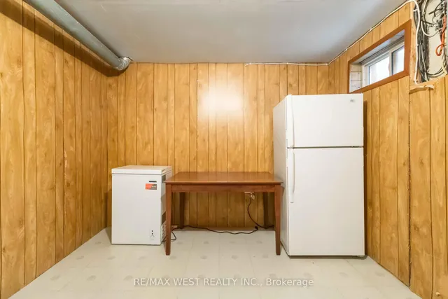 Additional property image - 290 Sprucewood Crt Unit 45