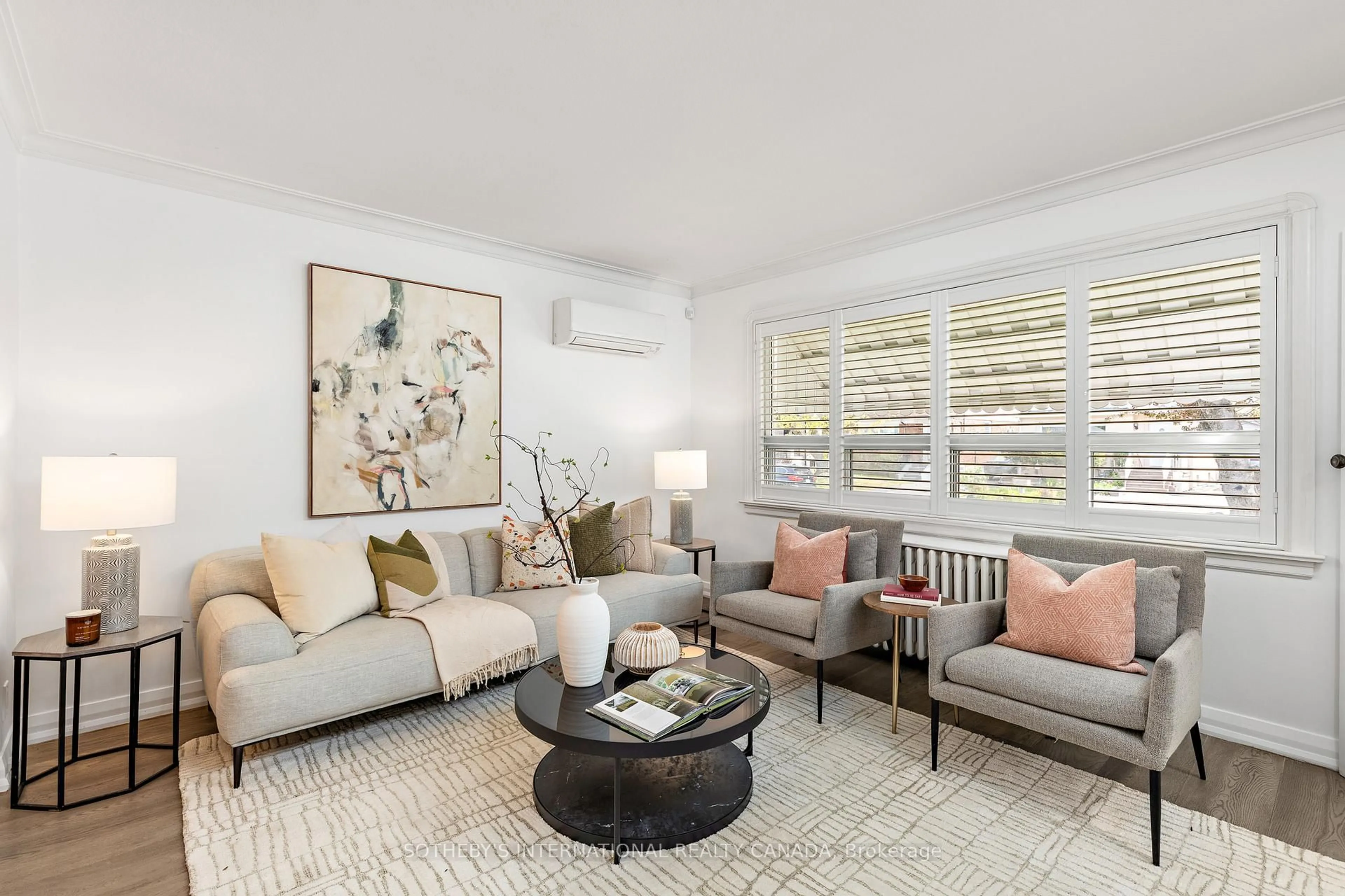 Living room with furniture, unknown for 80 Cedarcrest Blvd, Toronto Ontario M4B 2P3