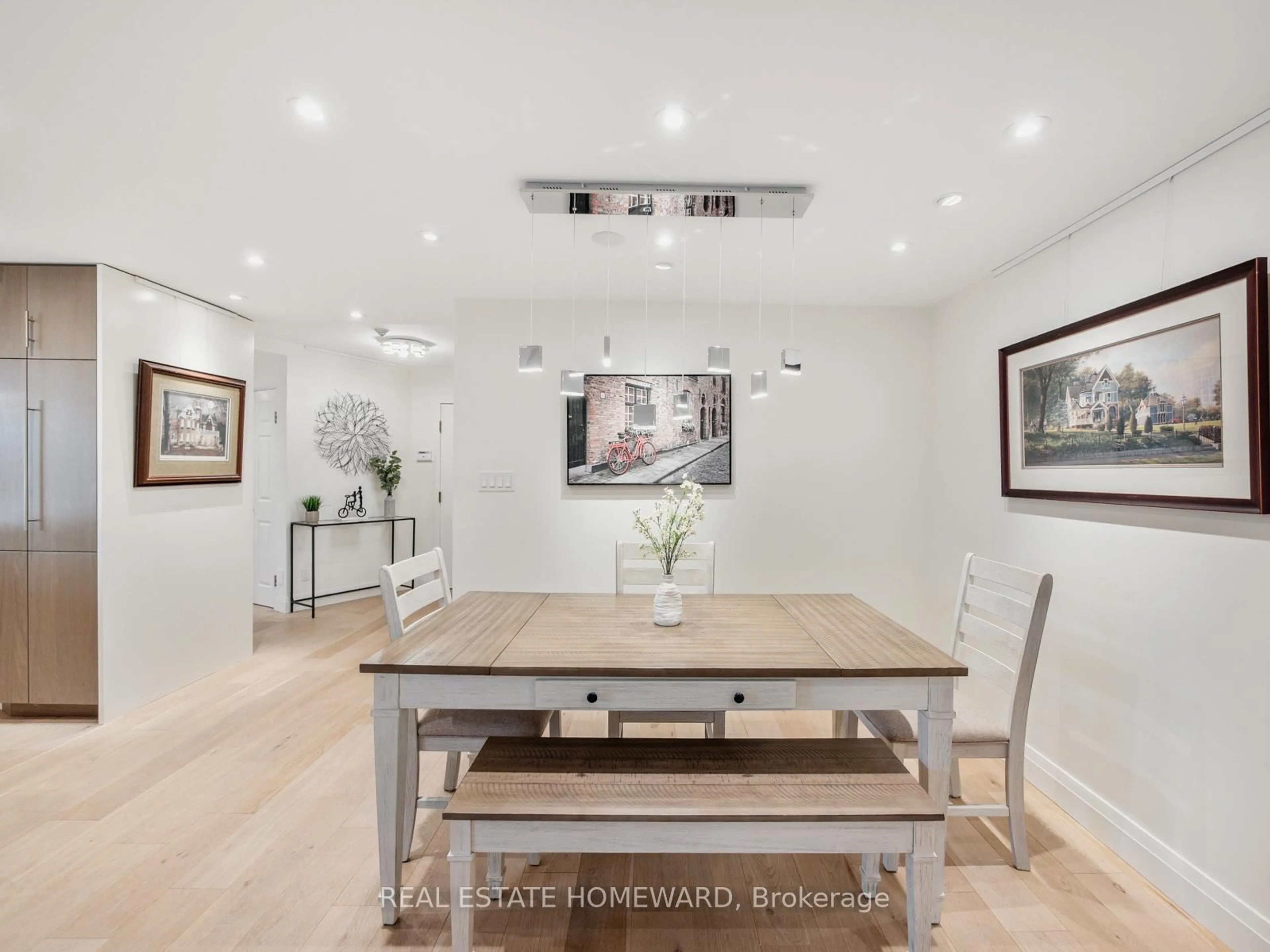 Dining room, wood/laminate floor for 20 Guildwood Pkwy #311, Toronto Ontario M1E 5B6