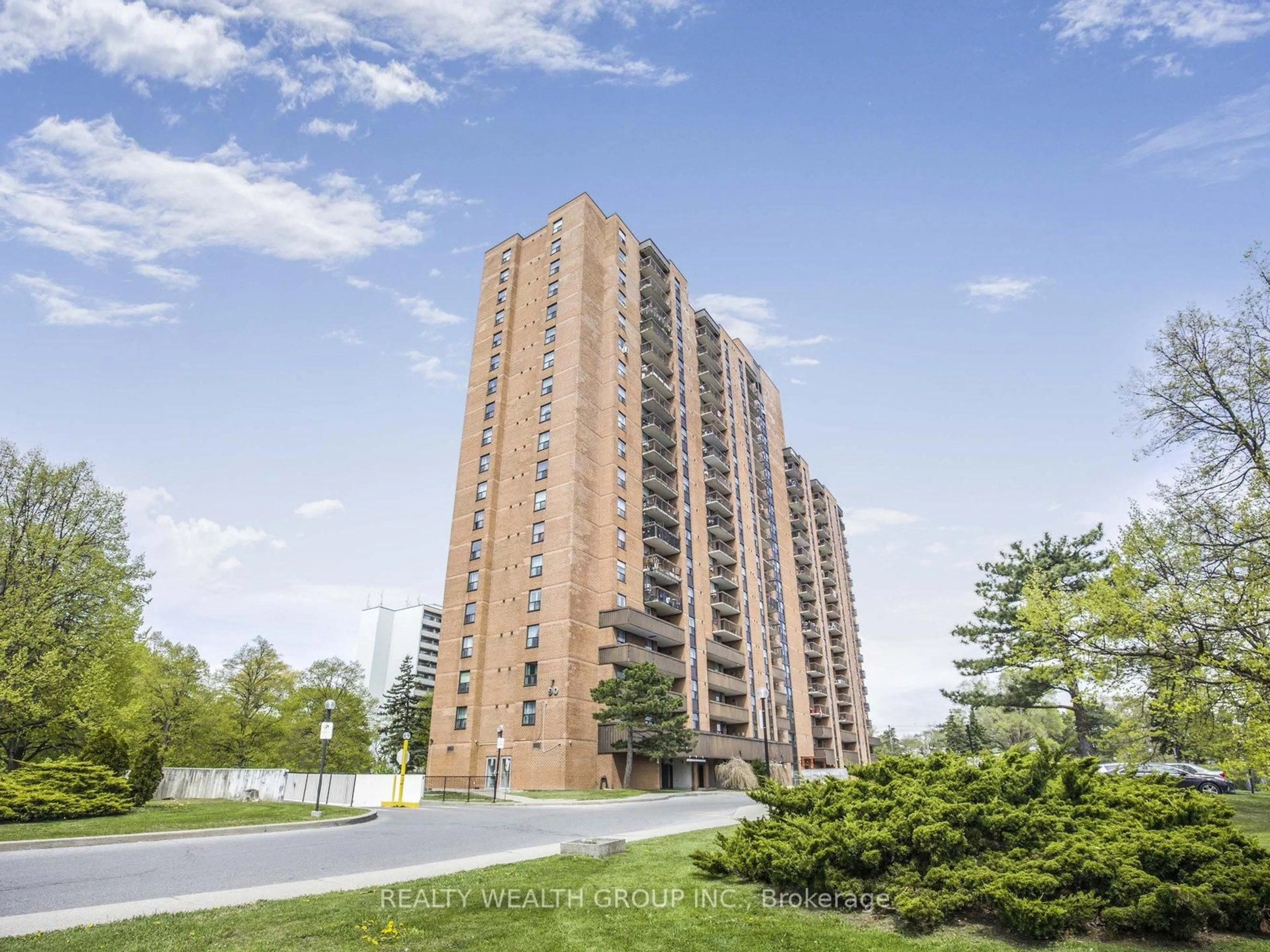 A pic from outside/outdoor area/front of a property/back of a property/a pic from drone, building for 90 Ling Rd #1105, Toronto Ontario M1E 4Y3