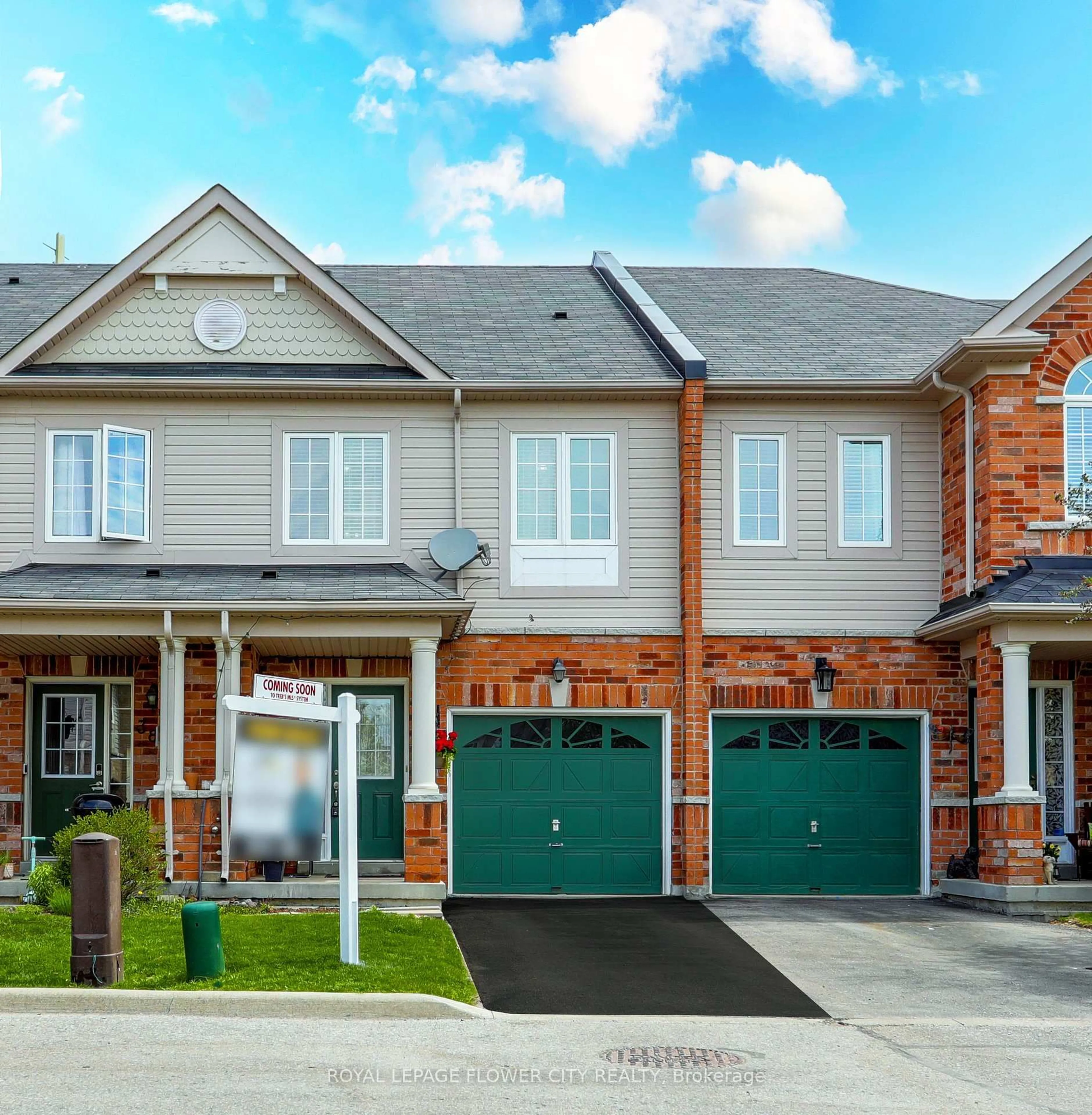 Home with brick exterior material, street for 42 Lander Cres, Clarington Ontario L1C 0L4