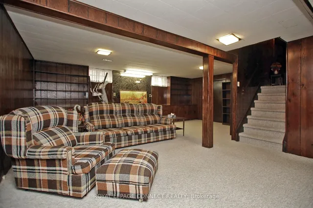 Additional property image - 92 Holmcrest Tr