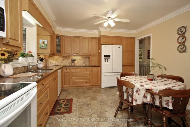 Additional property image - 92 Holmcrest Tr