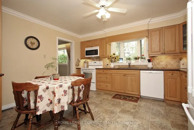 Additional property image - 92 Holmcrest Tr