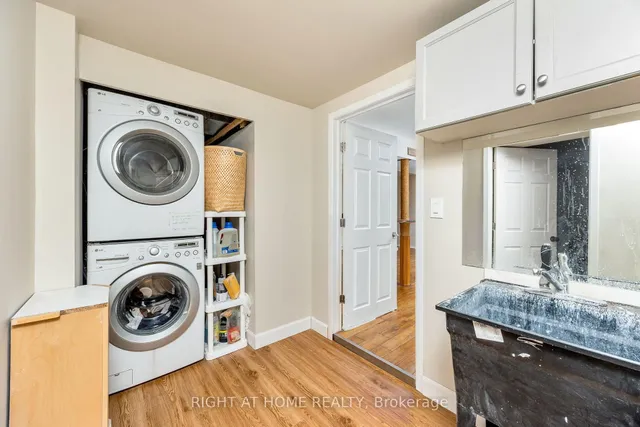 Additional property image - 15 Dalcourt Dr