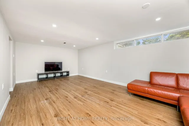 Additional property image - 15 Dalcourt Dr