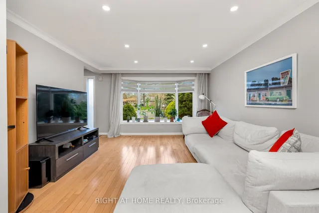 Additional property image - 15 Dalcourt Dr