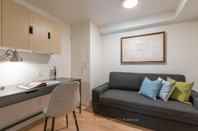 Additional property image - 2012 Queen St Unit 201